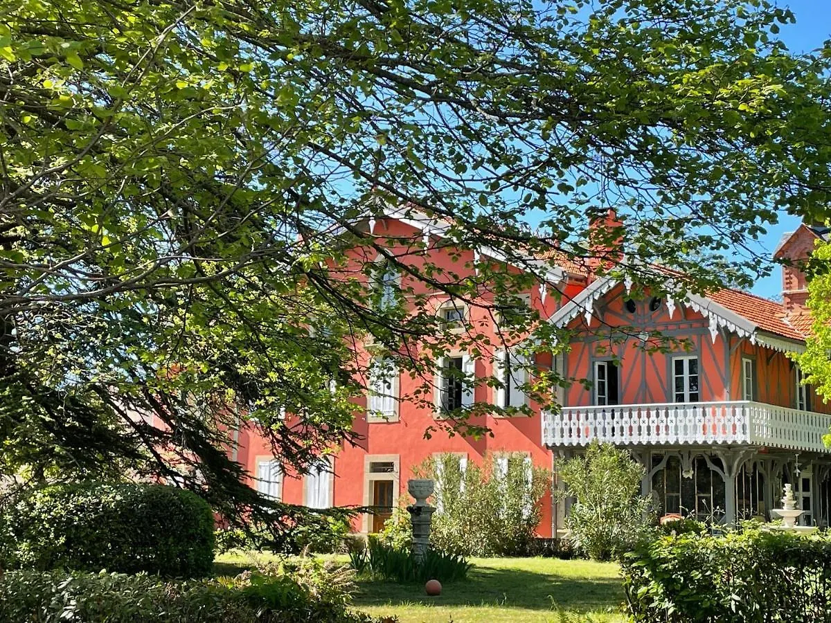 Domaine La Belle Histoire - Gite Cote Parc Besset