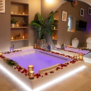 aix-chambre-romantique-vrai-jaccuzzi-2-personnes.fr-provencehotel.com/